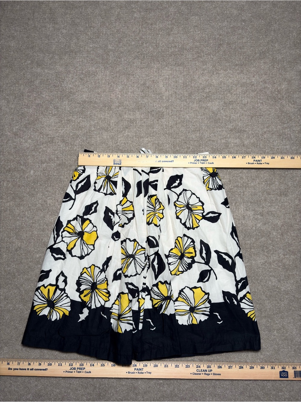 Floral and Printed Skater Skirts in Black, White, Gray, Yellow, Red - Picture 7 of 16